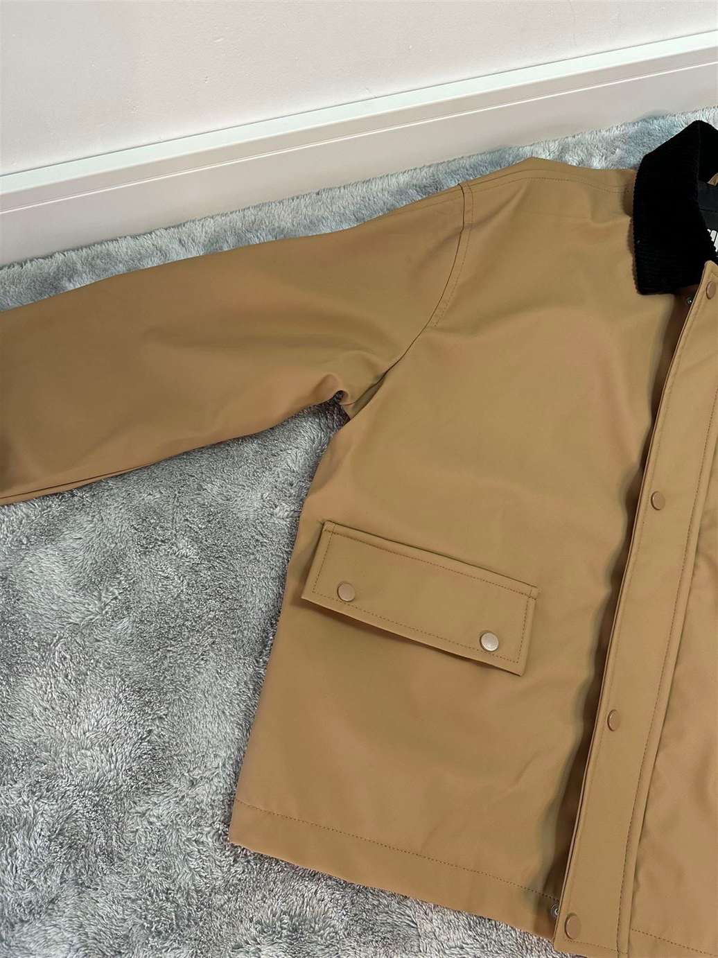 Stylish beige jacket